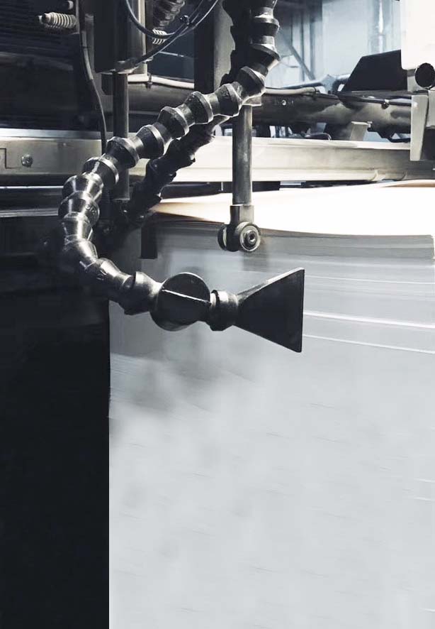 包装盒胜游体育登录/UV胜游体育登录(图5) 胜游体育登录出血示意图